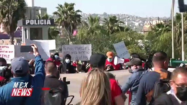 MIGRANTES Y ACTIVISTAS PROTESTAN EN TIJUANA