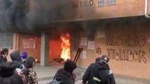 Alias La Flaca sería la responsable de incendiar la fachada de colegio en Bosa