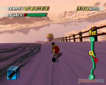 1080° Snowboarding : Elle descend de la montagne en snowboard