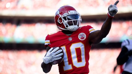With Tyreek Hill The Dolphins Are Stacked At Wide Receiver