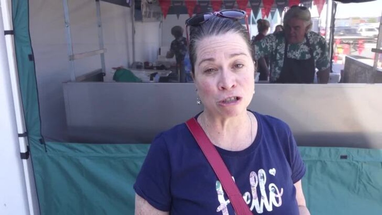Bunnings sausage sizzle