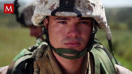 Ucrania dice que soldado ruso rendido da su tanque por dinero y ciudadanía