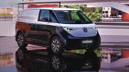 The new Volkswagen ID. Buzz Cargo Design in Candy White and Starlight Blue