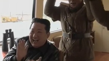 El vídeo de Kim Jong-un celebrando el ensayo de un misil intercontinental