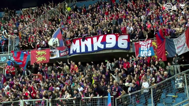 Caméra isolée sur les supporters lors des 4 buts Caennais du Derby (Le Havre AC 2-4 SMCaen / J30 Ligue 2 BKT)