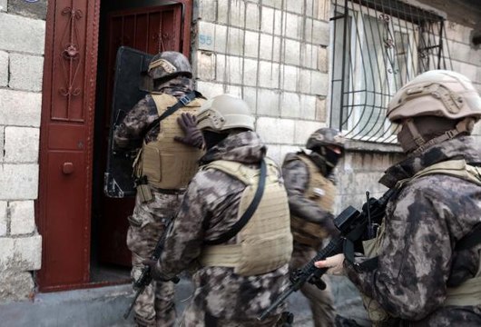 Son dakika haberi | GAZİANTEP'TE UYUŞTURUCU OPERASYONU; SOSYAL MEDYA FENOMENİ DAHİL 19 GÖZALTI