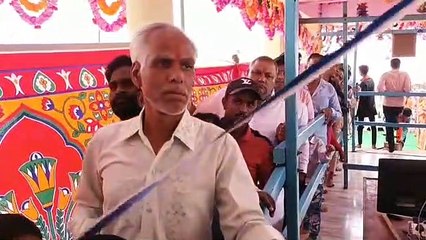 श्रद्धा के आगे गर्मी के छूटे पसीने, मां के दरबार में हजारों की हाजिरी