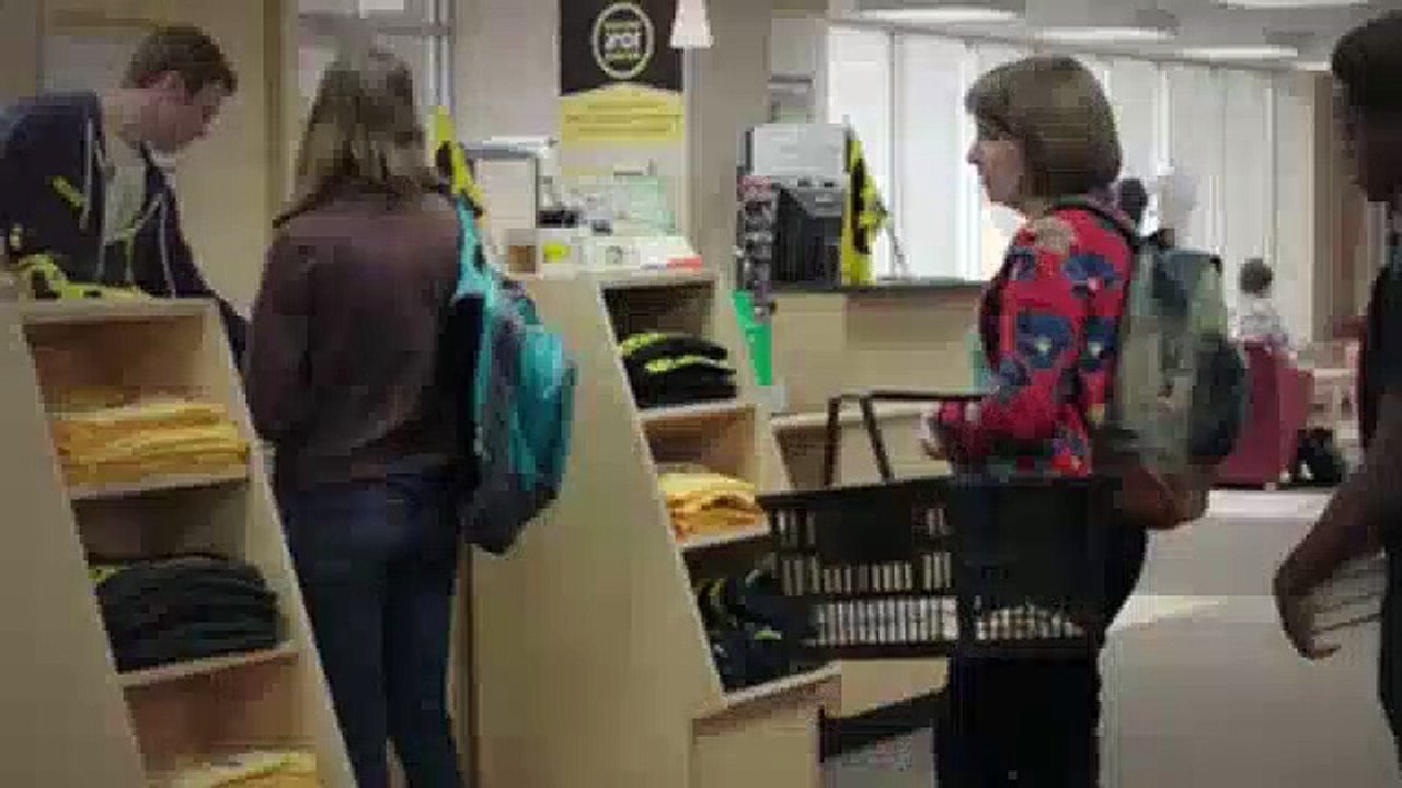 Girls S04E02 Triggering