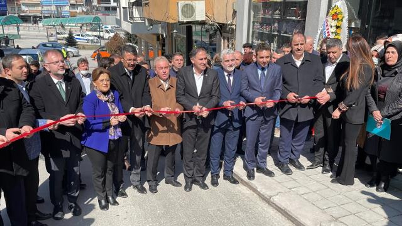 Sağlık-Sen Genel Başkanı Durmuş, Kütahya'da sendika binası açılışına katıldı
