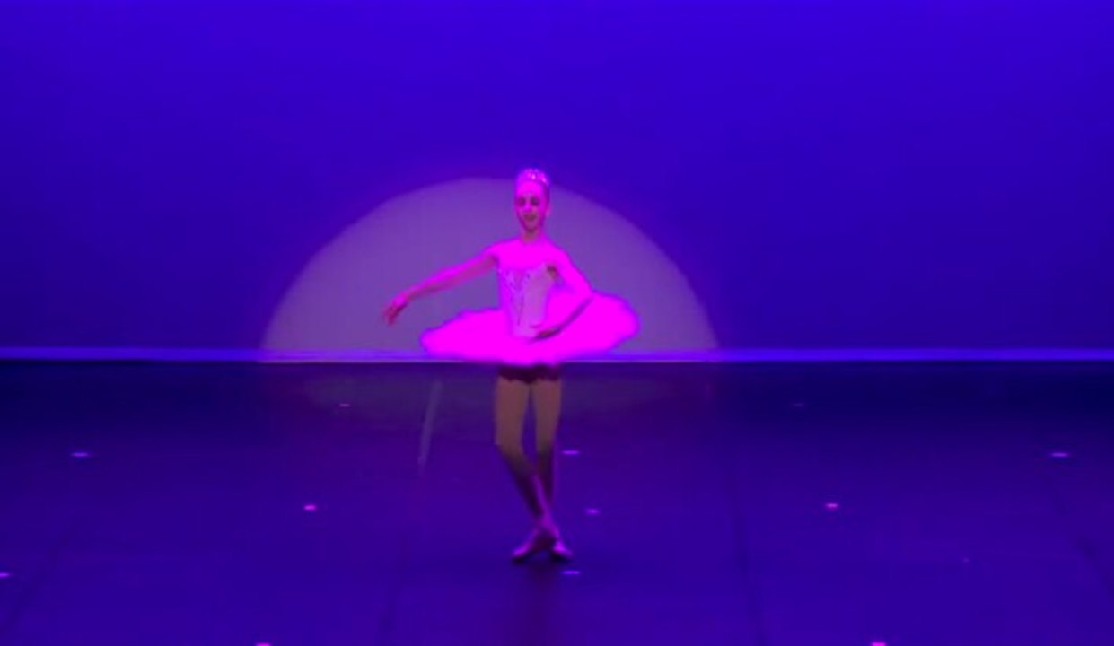Charlotte Chivers, ballet dancer