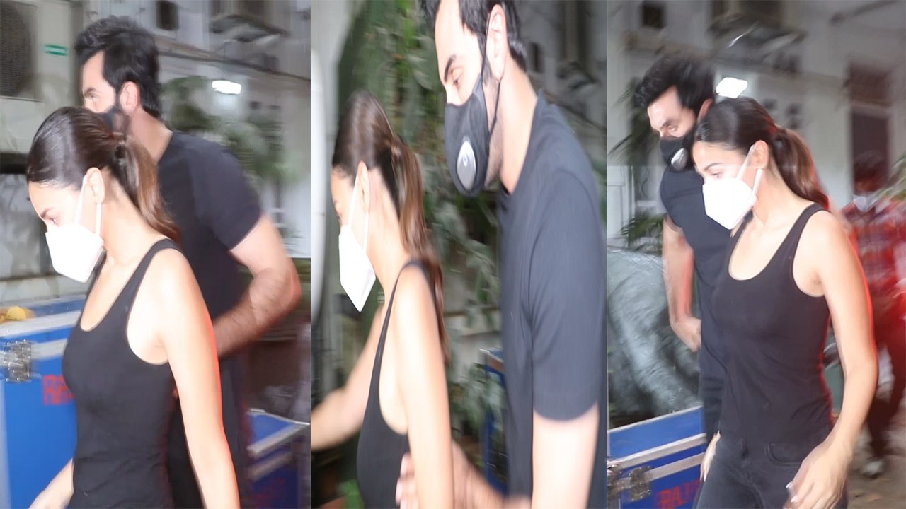 Alia Bhatt को Protect करते दिखे Ranbir Kapoor, Viral हुआ Video | FilmiBeat