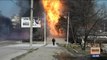 Autos, casas y edificios quedaron en llamas tras ataque ruso en Járkov
