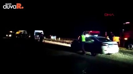 Kırşehir'de tır ile minibüs çarpıştı: 1 ölü, 1 yaralı