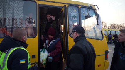 Итоги 30-го дня войны: тысячи жителей Мариуполя эвакуированы, российское наступление замедлилось