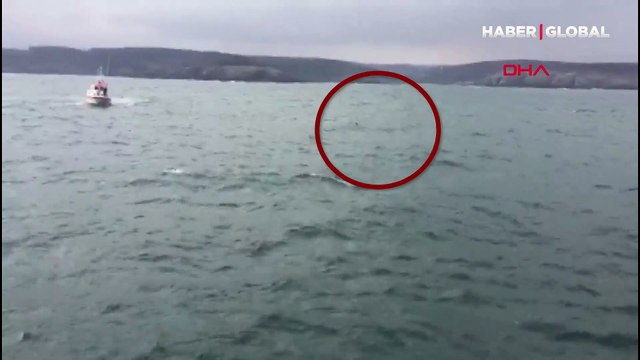 Son dakika! İstanbul Boğazı girişinde yabancı cisim hareketliliği: Gemiler uzaklaştırıldı, alarma geçildi