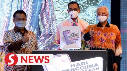 Online consumers savvier on their rights, says PM