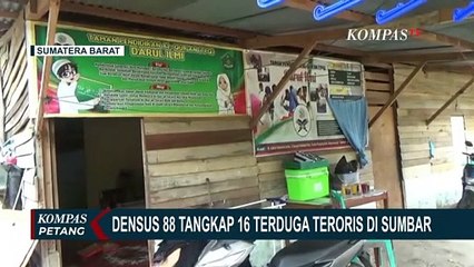 Densus 88 Tangkap & Bawa 16 Orang Terduga Teroris dari Sumatra Barat ke Jakarta