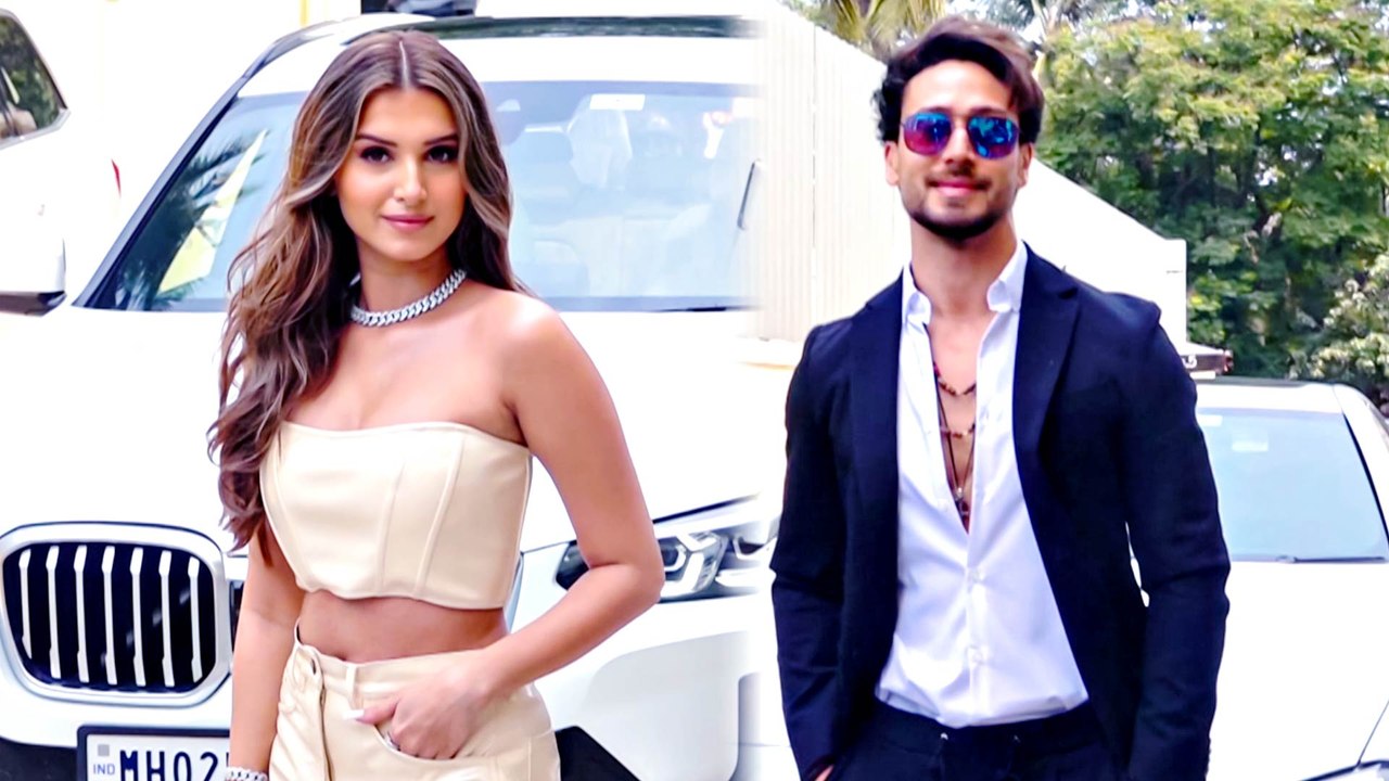 Tiger Shroff And Tara Sutaria Grand Entry At First Song Launch Of Heropanti 2