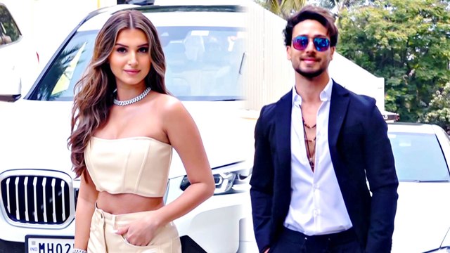 Tiger Shroff And Tara Sutaria Grand Entry At First Song Launch Of Heropanti 2