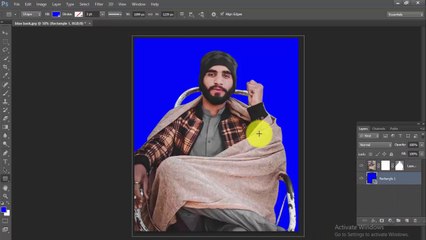 How to make quickly blue screen background in the picture in photoshop cs6