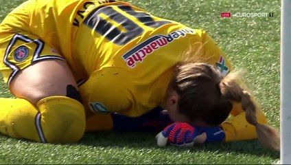 Un hors-jeu non signalé et une faute de mains de Votikova et Fleury a ouvert le score