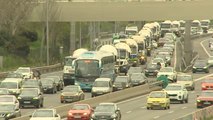 La Plataforma Nacional de transportistas ve insuficientes las medidas del Gobierno y mantiene el paro en la carretera