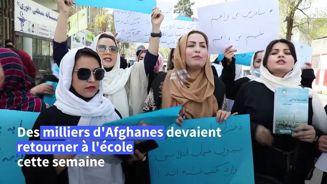 Ouvrez les écoles : des filles et des femmes afghanes dans les rues de Kaboul