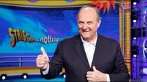 Gerry Scotti beato tra le conduttrici di Striscia la notizia: 