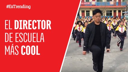 Un director de escuela puso a 'mover el esqueleto' a sus alumnos