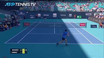 Medvedev too good for veteran Murray