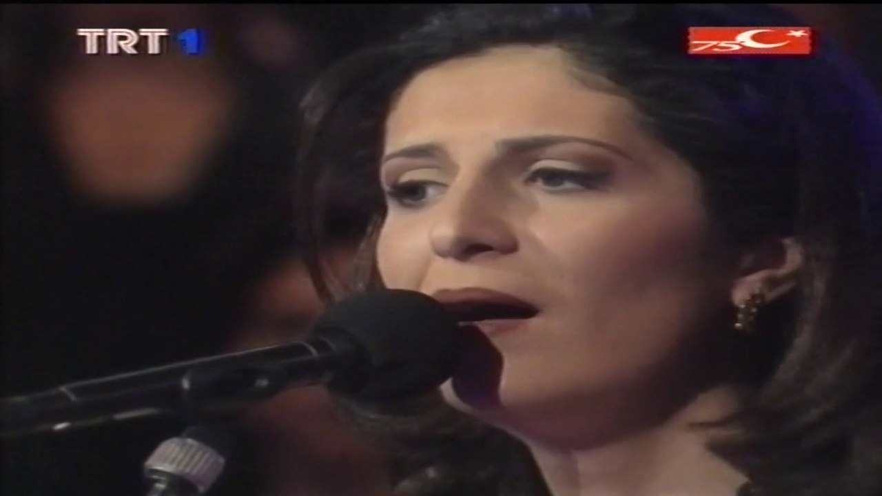 Melda Kuyucu / Bahar bitti güz bitti artık bülbül ötmüyor