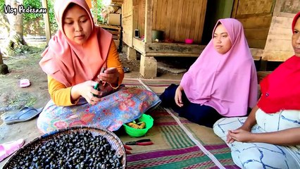 ENAK BIKIN NAGIH, MENIKMATI TUTUT SAWAH KUAH SANTAN
