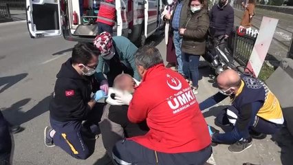 Otomobilin çarptığı elektrikli bisikletin sürücüsü yaralandı