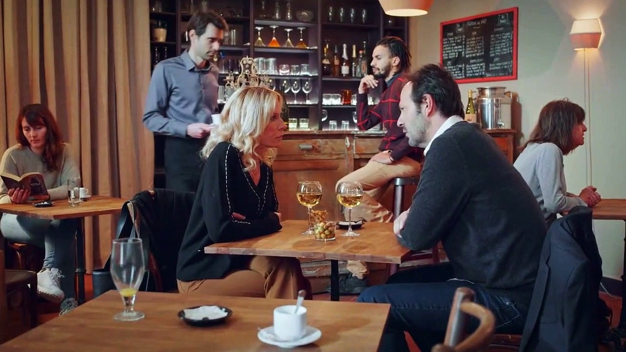 Plus belle la vie : [Indiscrétion] - Céline prête à tout pour sauver Théo et Delphine