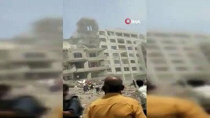 Dehşet anları! Binanın çatısı çöktü: Çok sayıda ölü ve yaralı var