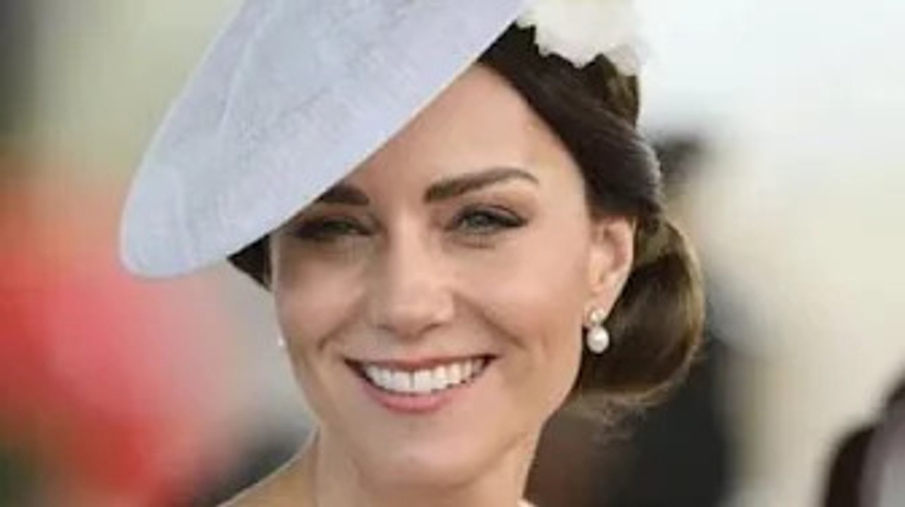 Kate change la tradition royale de «petites manières progressives» pour moderniser les règles de la