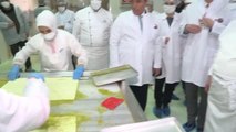 KAHRAMANMARAŞ - Bakan Varank, Kahramanmaraş'ta dondurma fabrikasını ziyaret etti