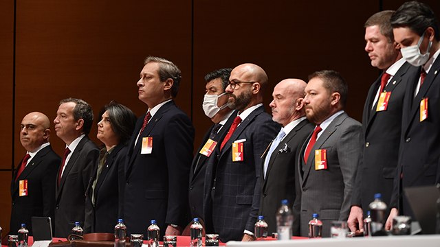 Burak Elmas ve yönetimi idari olarak ibra edilmedi