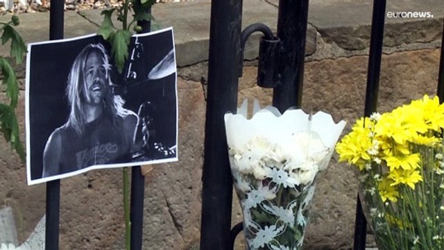 Hommages après le décès du célèbre batteur Taylor Hawkins