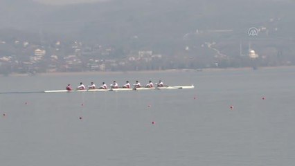 Kürek yarışları sona erdi