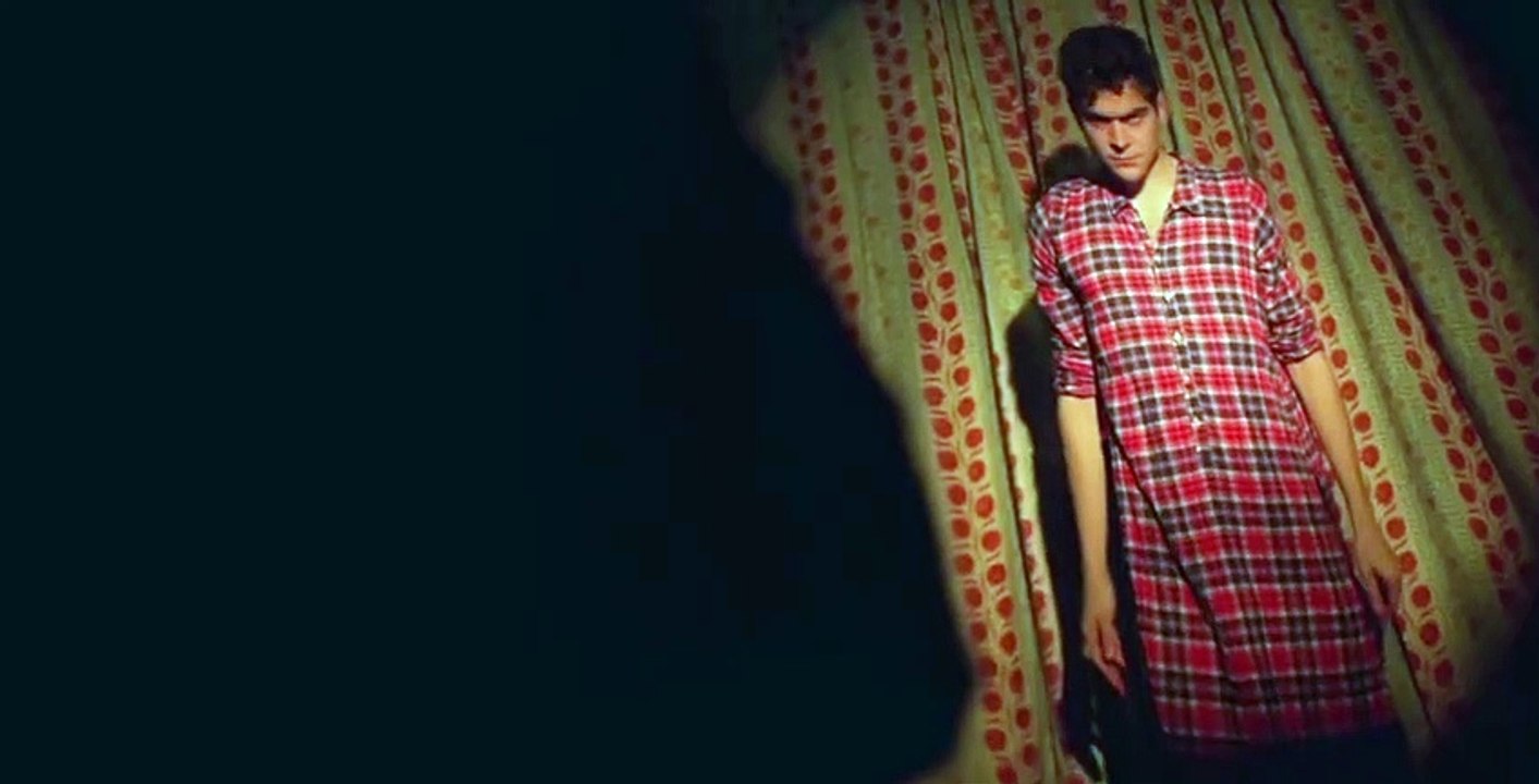 Four in the Morning S01 E06