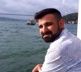 Otomobil karşı şeride geçti... Ön camdan fırlayan sürücü hayatını kaybetti