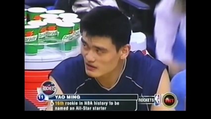 Rookie Yao Ming vs Mike Jordan