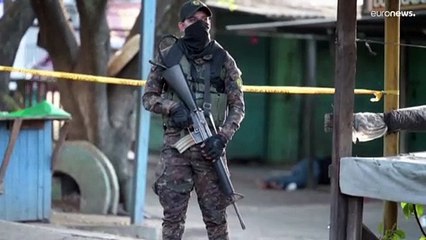 El Salvador sob estado de emergência para controlar a violência