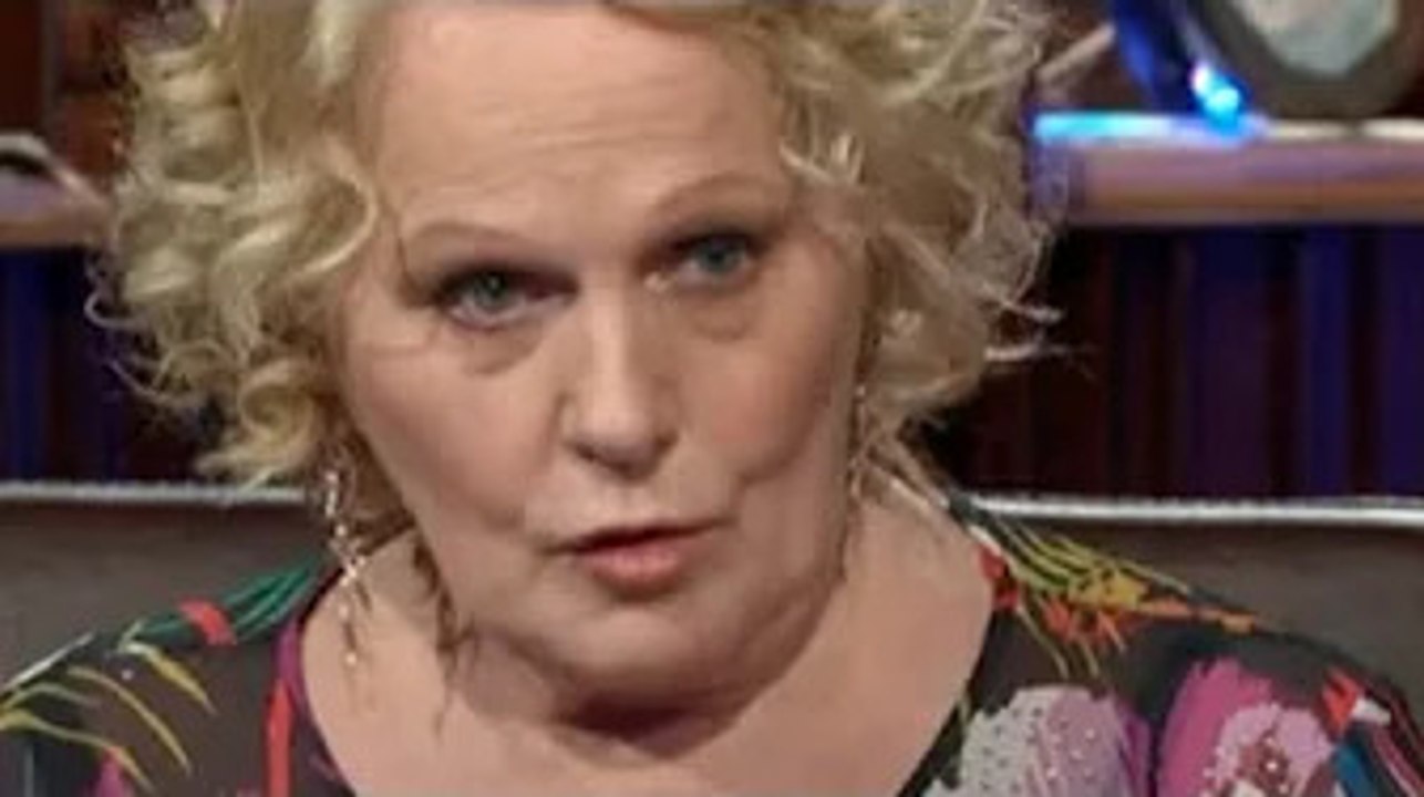 Davide Silvestri criticato da Katia Ricciarelli al GF Vip: "Senti la mancanza di Alex Belli? Ha port