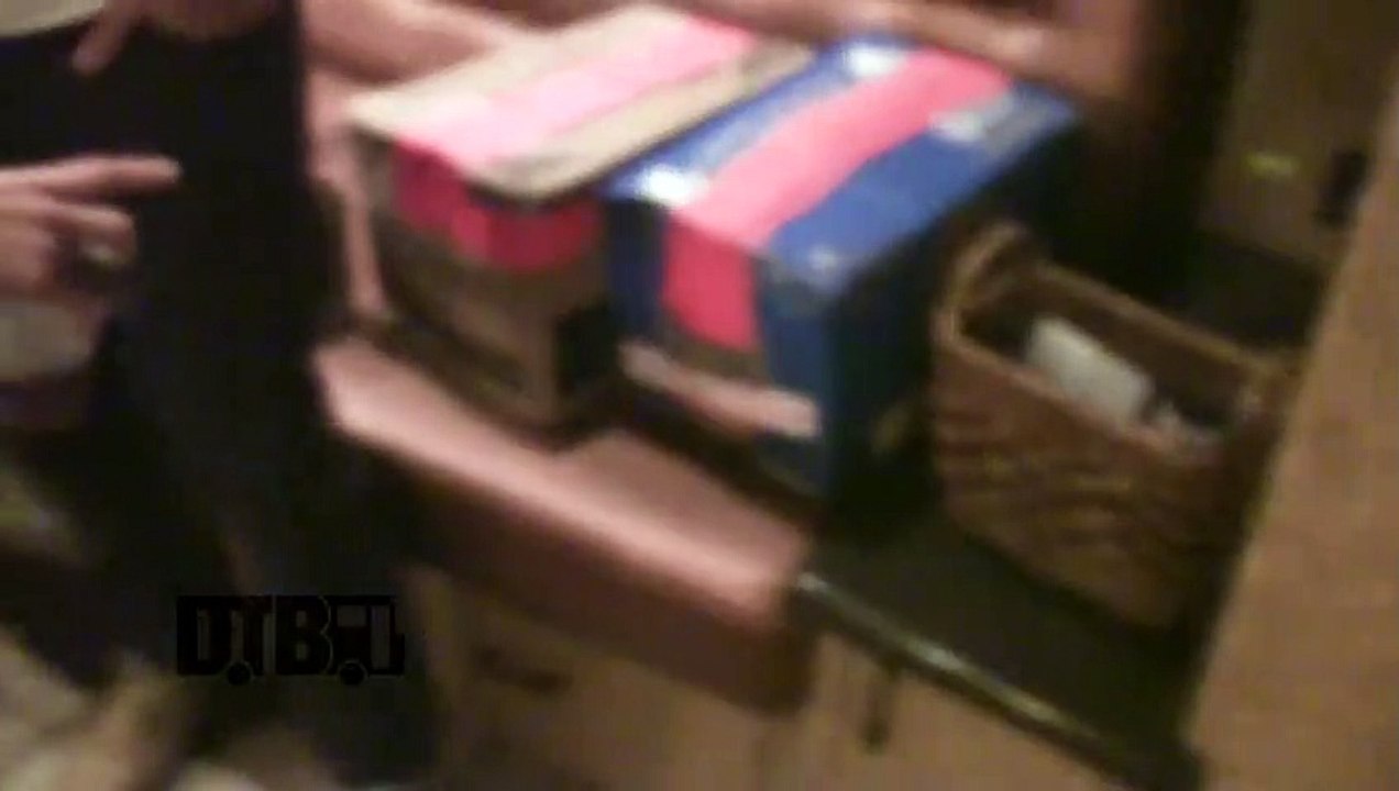 Neon Trees - BUS INVADERS (Revisited) Ep 135