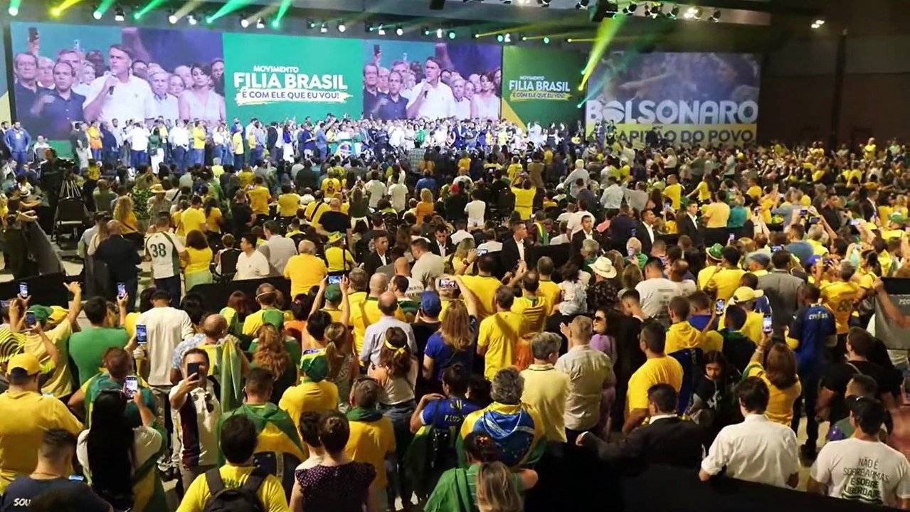 Bolsonaro diz que pesquisas eleitorais para 2022 mentem: ‘’pesquisa mentirosa não fará presidente’’