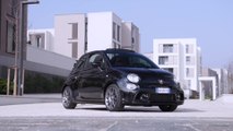 Das Abarth 695 Turismo-Paket - unverwechselbarer Stil