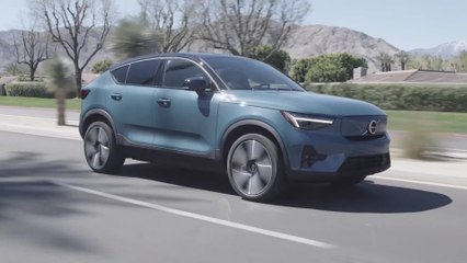 2022 Volvo C40 Driving in Palm Springs