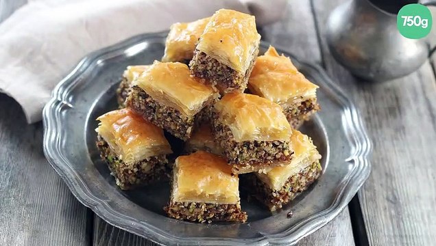 Baklava aux fruits secs et eau de fleur d'oranger